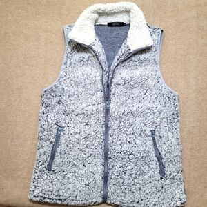 Zesica Faux Fur Vest Women Size Small Full‎ Zip
